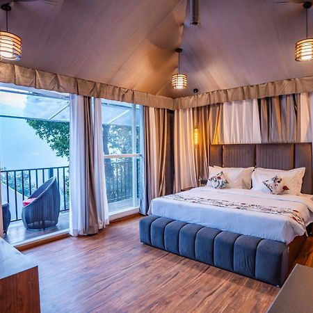 The Whispering Oaks Hotel Нейнитал Екстериор снимка